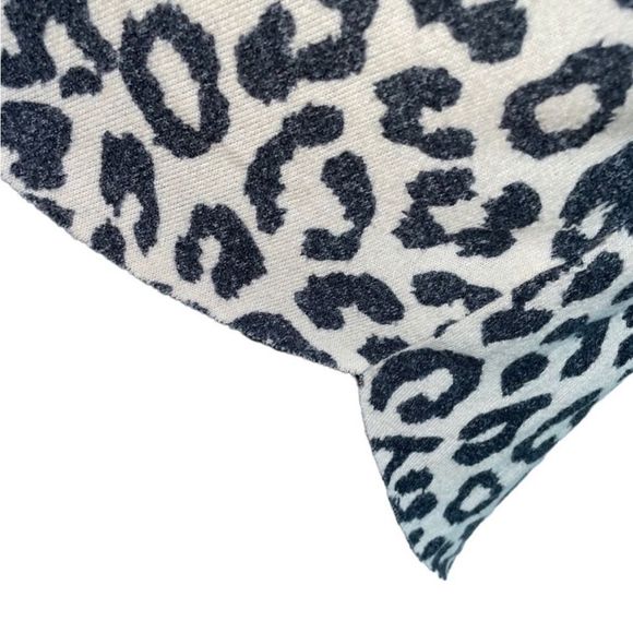 Grayson / Threads Cheetah Knit Tunic Top - Picture 10 of 11